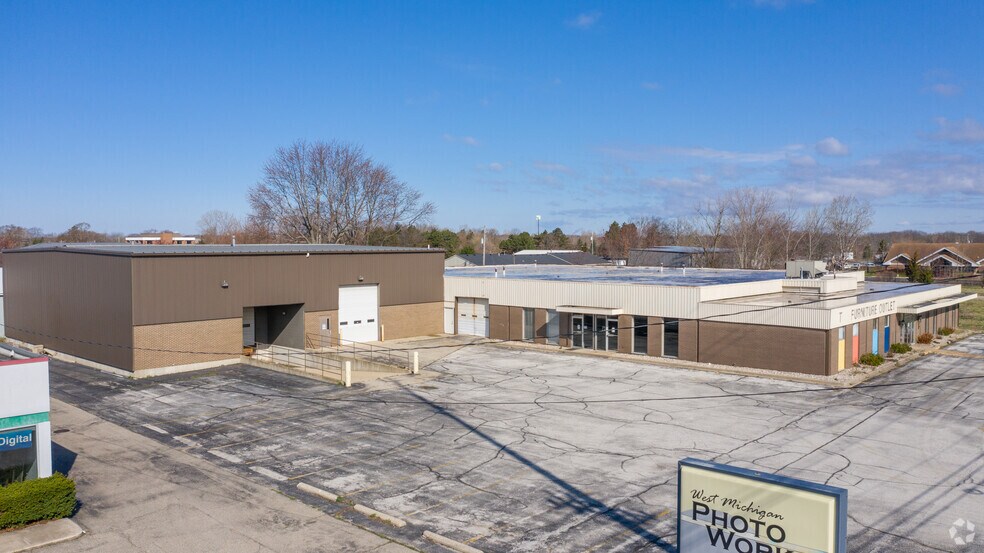 148 S Waverly Rd, Holland, MI for lease - Primary Photo - Image 1 of 79