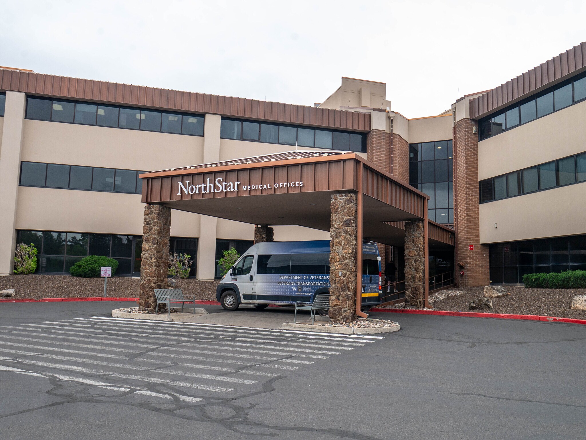 77 W Forest Ave, Flagstaff, AZ for lease Building Photo- Image 1 of 3