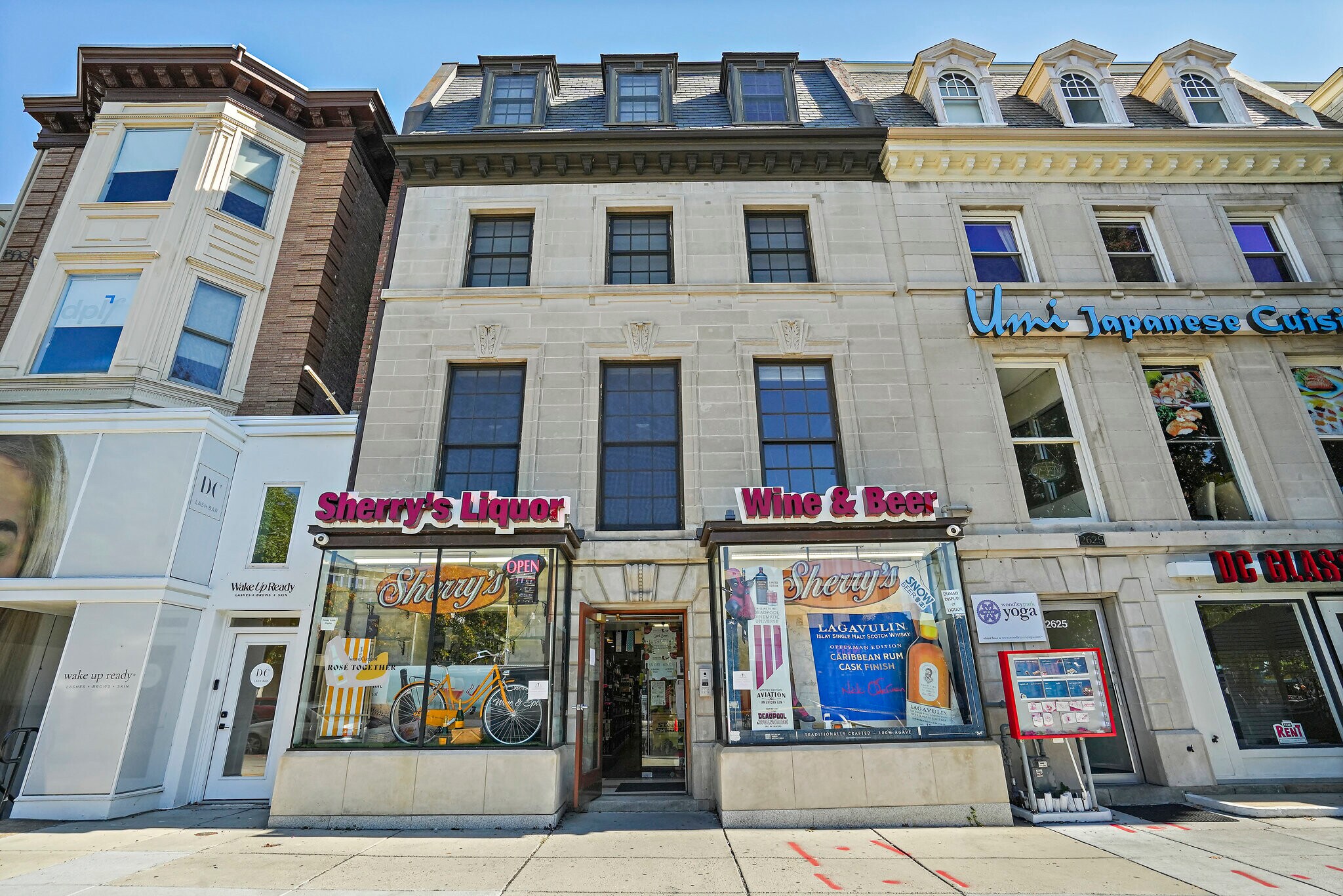 2627 Connecticut Ave NW, Washington, DC à louer Photo principale- Image 1 de 12