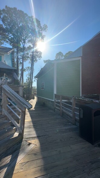 109 Cannery Ln, Miramar Beach, FL à louer - Vidéo sur l’inscription commerciale - Image 2 de 9