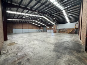 4-16 Alfred Rd, Chipping Norton for lease Interior Photo- Image 2 of 5