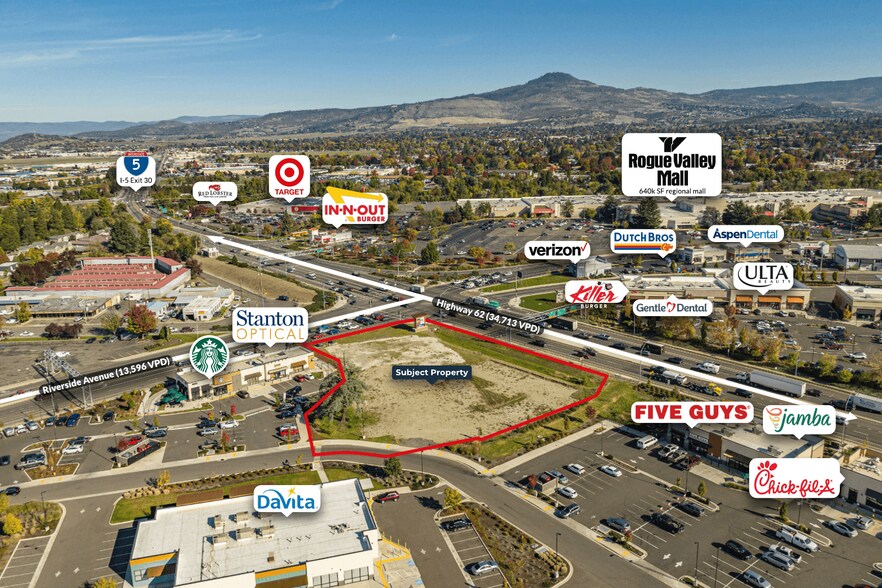 30 Rossanley dr, Medford, OR à vendre - Photo du bâtiment - Image 2 de 39