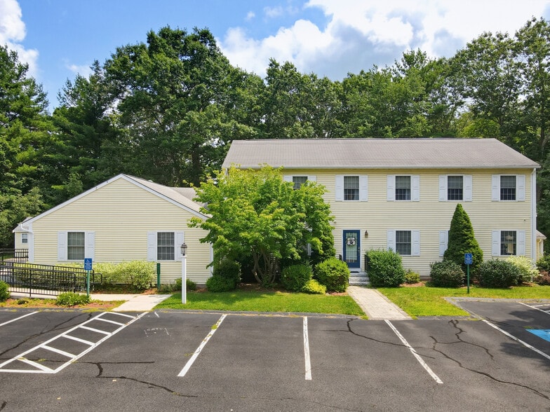 620 Washington St, Franklin, MA à vendre - Photo du bâtiment - Image 2 de 25