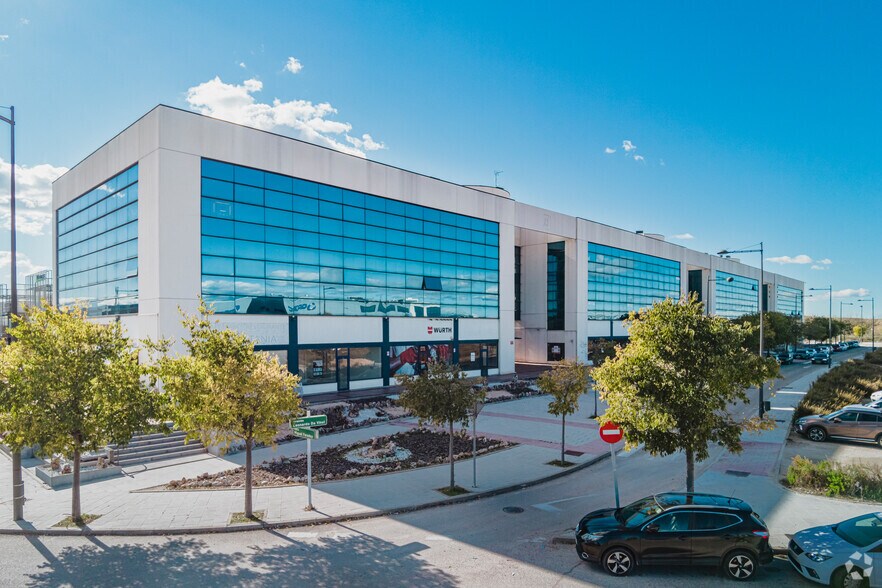 Bureau dans Getafe, Madrid à vendre - Photo principale - Image 1 de 5