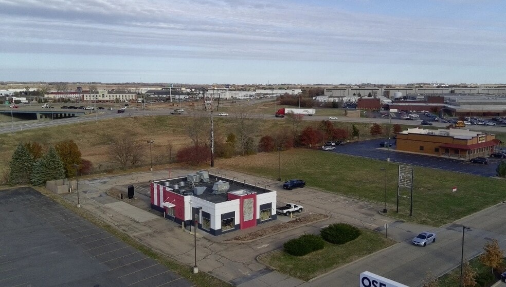 927 W Jackson St, Morton, IL for sale - Building Photo - Image 2 of 12