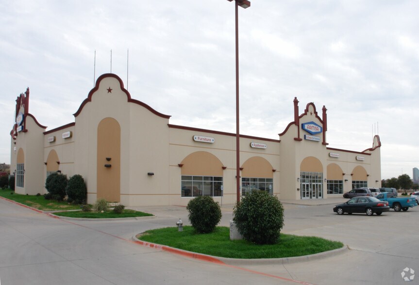 232 NE 28th St, Fort Worth, TX à louer - Photo du bâtiment - Image 2 de 2
