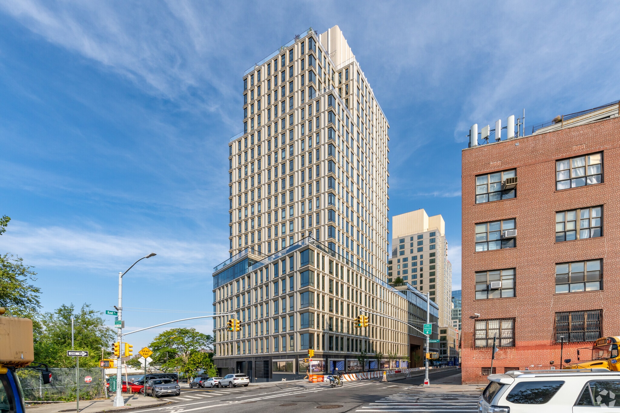 480-490 Kent Ave, Brooklyn, NY for lease Building Photo- Image 1 of 8