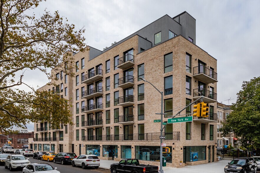 664 New York Ave, Brooklyn, NY à louer - Photo du bâtiment - Image 2 de 2
