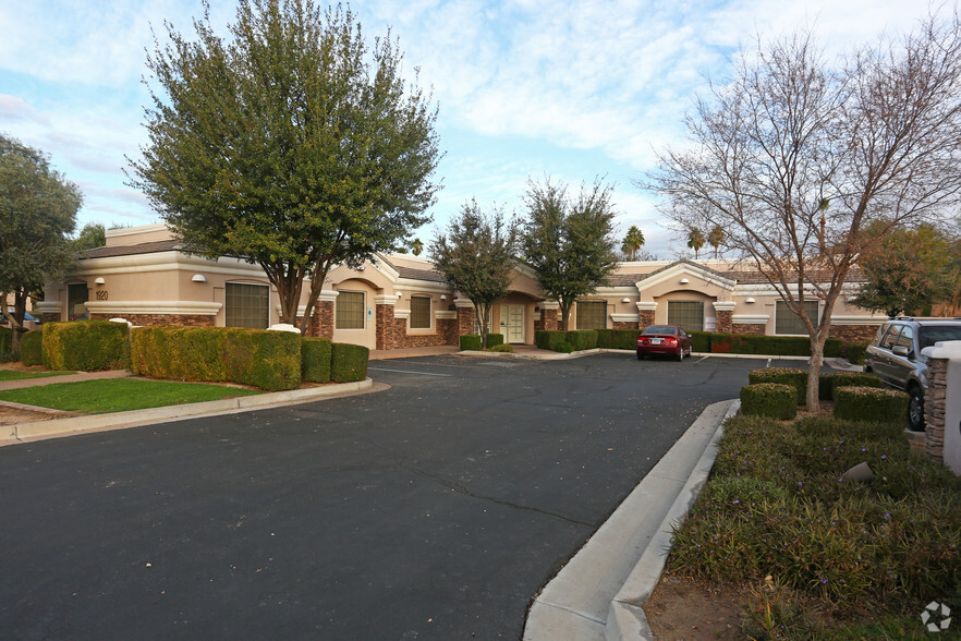 1920 E Southern Ave, Tempe, AZ for sale - Primary Photo - Image 1 of 15