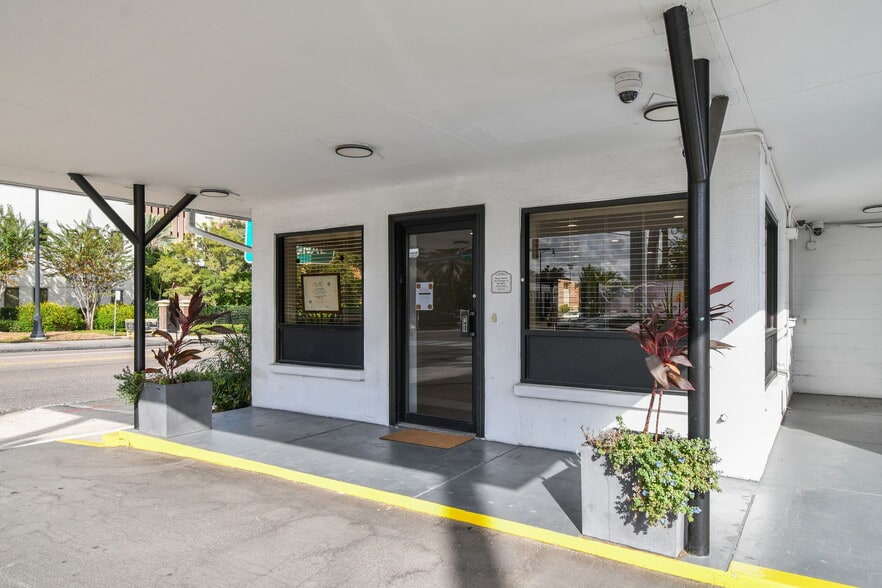 830 W Kennedy Blvd, Tampa, FL for lease - Building Photo - Image 3 of 7