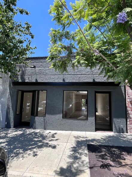 10039-10041 Commerce Ave, Tujunga, CA à vendre - Photo du bâtiment - Image 3 de 34