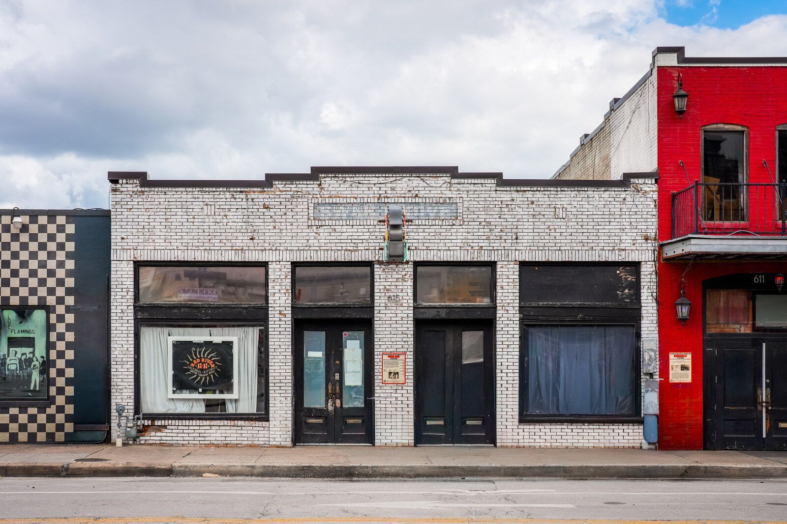 201 E 6th St, Austin, TX for lease Building Photo- Image 1 of 3