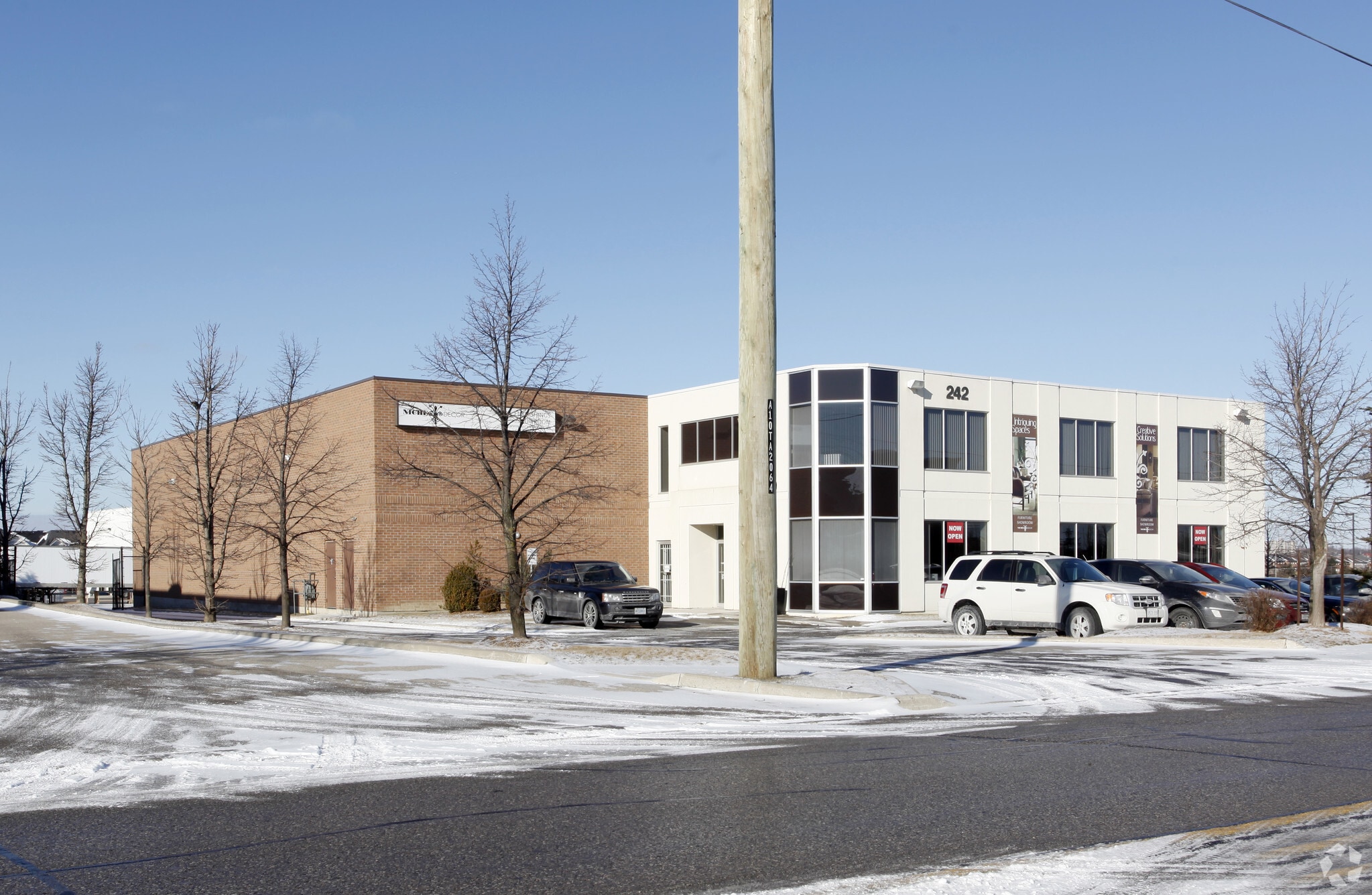 242 Earl Stewart Dr, Aurora, ON à louer Photo principale- Image 1 de 4