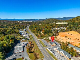 Plus de détails pour 208 Charlotte Hwy, Asheville, NC - Bureau à vendre