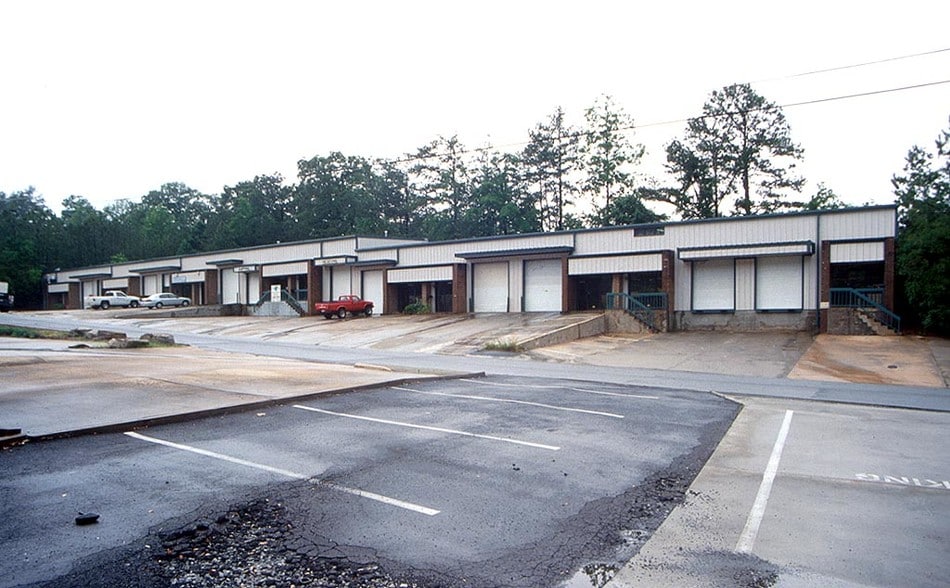 2910 Cole Ct, Norcross, GA for sale - Building Photo - Image 2 of 42