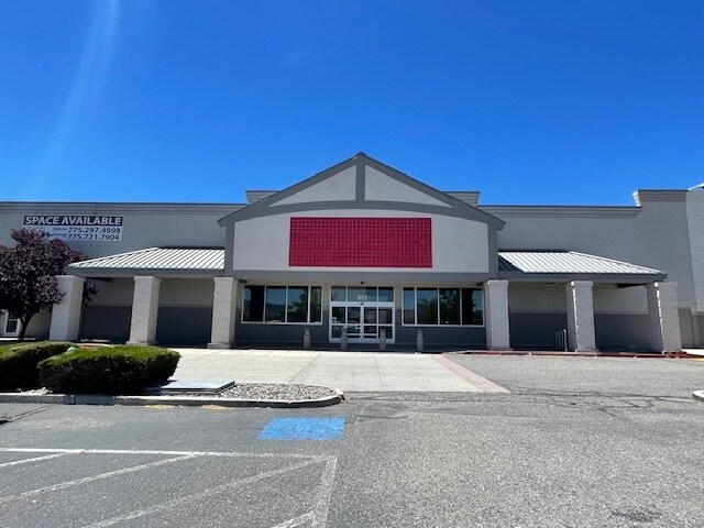 910 Jacks Valley Rd, Carson City, NV à louer - Photo du bâtiment - Image 3 de 11