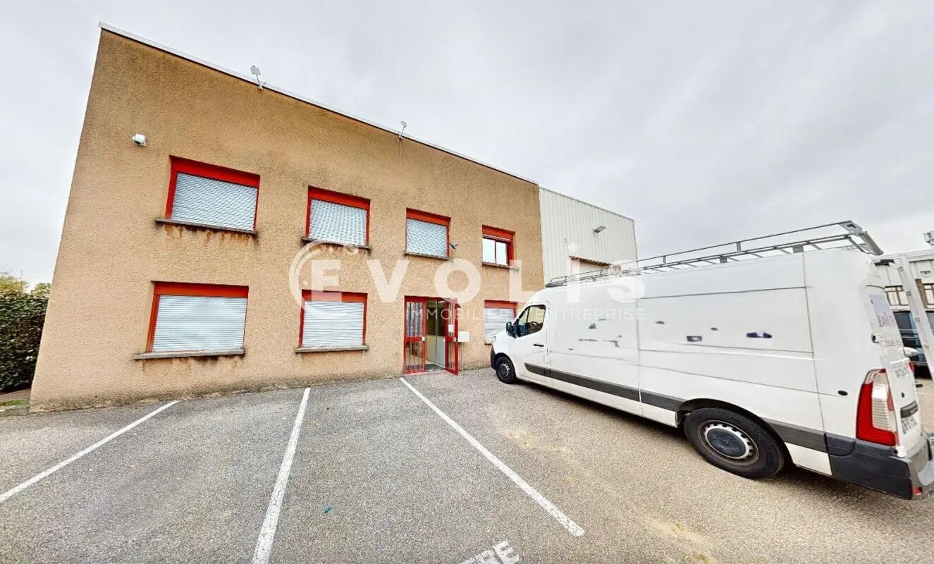 5 Allée Des Erables, Vénissieux for lease Building Photo- Image 1 of 17