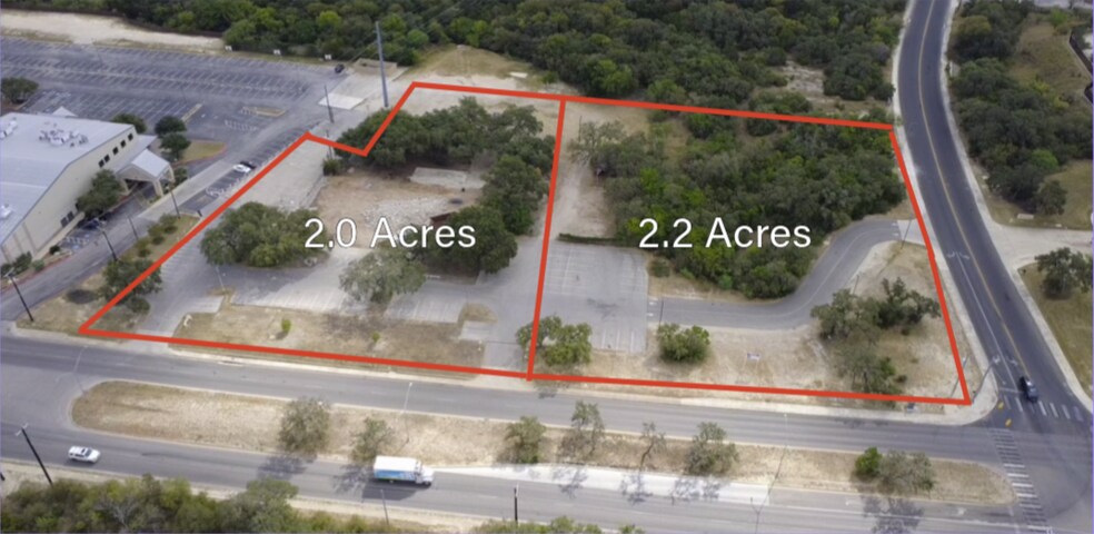 9340 Westover Hills Blvd, San Antonio, TX à vendre - Photo du bâtiment - Image 2 de 4