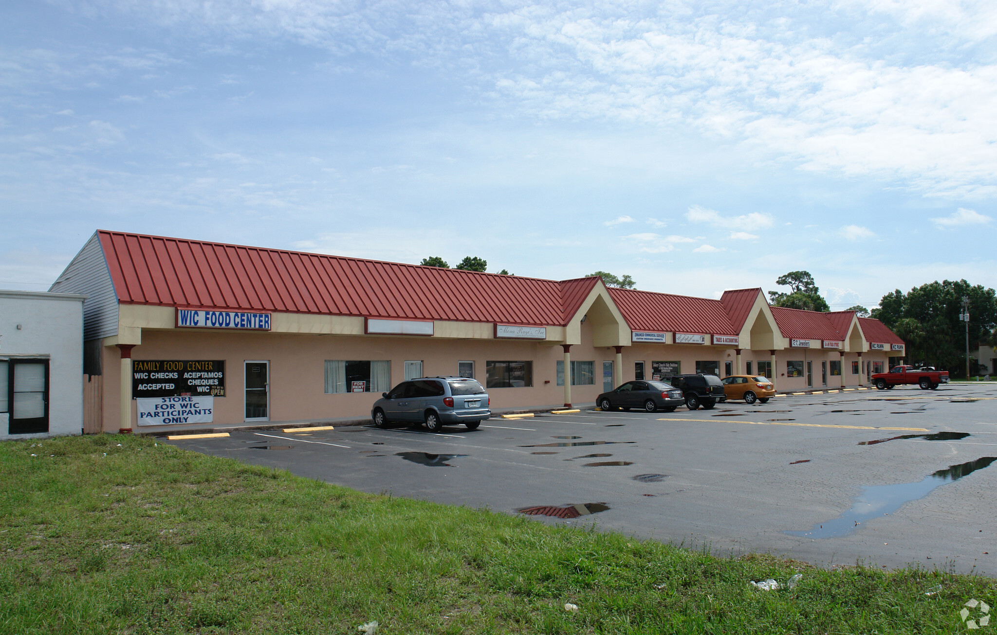 80 Pondella Rd, North Fort Myers, FL for lease Primary Photo- Image 1 of 4