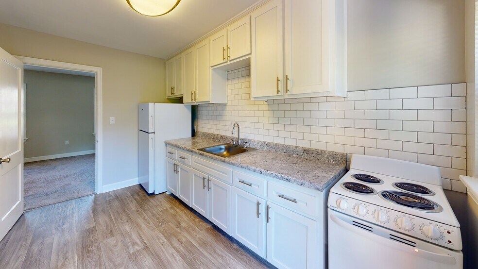 1107-1117 W Rowan St, Fayetteville, NC à vendre - Numérisation 3D de Matterport - Image 2 de 42