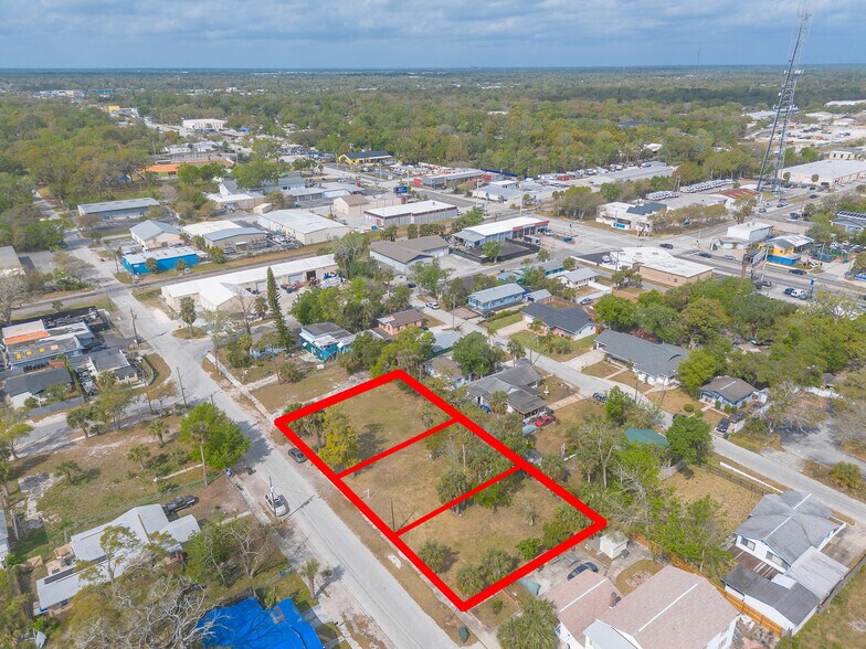 124 Kingston Ave, Daytona Beach, FL à vendre - Photo du bâtiment - Image 2 de 17