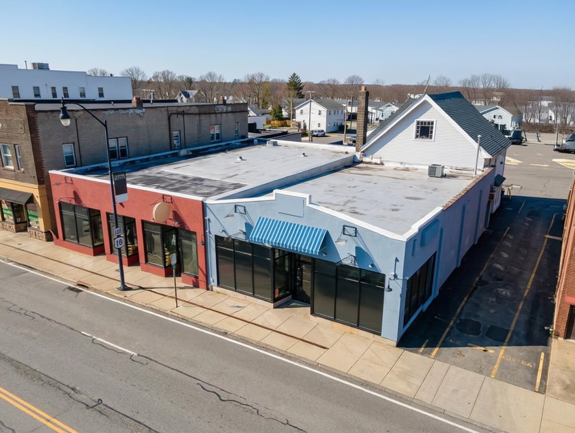 368 W Ridge Rd, Rochester, NY à vendre Photo principale- Image 1 de 3