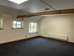 Parsonage Stocks Rd, Faversham for lease Interior Photo- Image 2 of 5