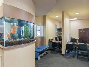 504 E Lewis and Clark Pky, Clarksville, IN à vendre Photo intérieure- Image 2 de 3