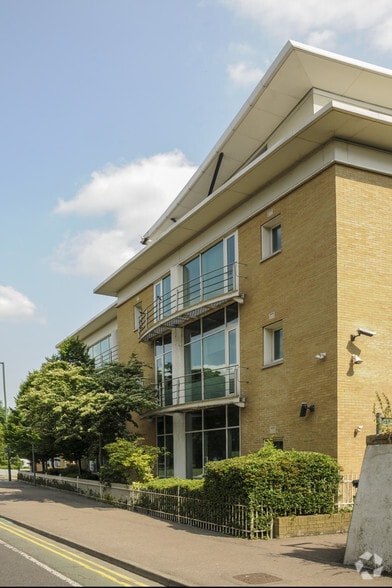 Park Rd, Rickmansworth for lease - Building Photo - Image 2 of 5