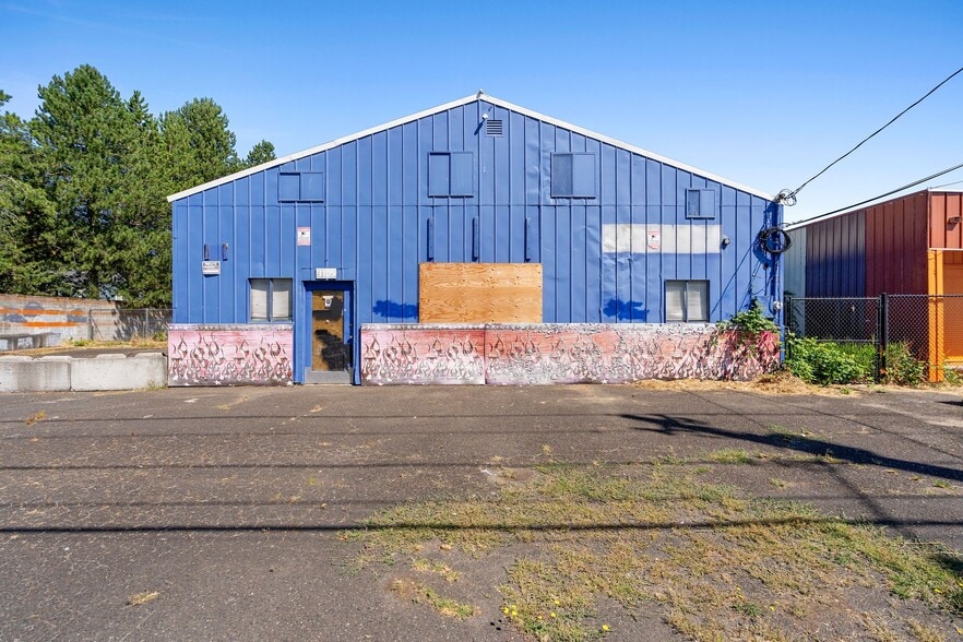 3105 NE Division St, Gresham, OR for sale - Building Photo - Image 2 of 6