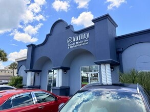 309-313 W Bass St, Kissimmee, FL à louer Photo intérieure- Image 1 de 18