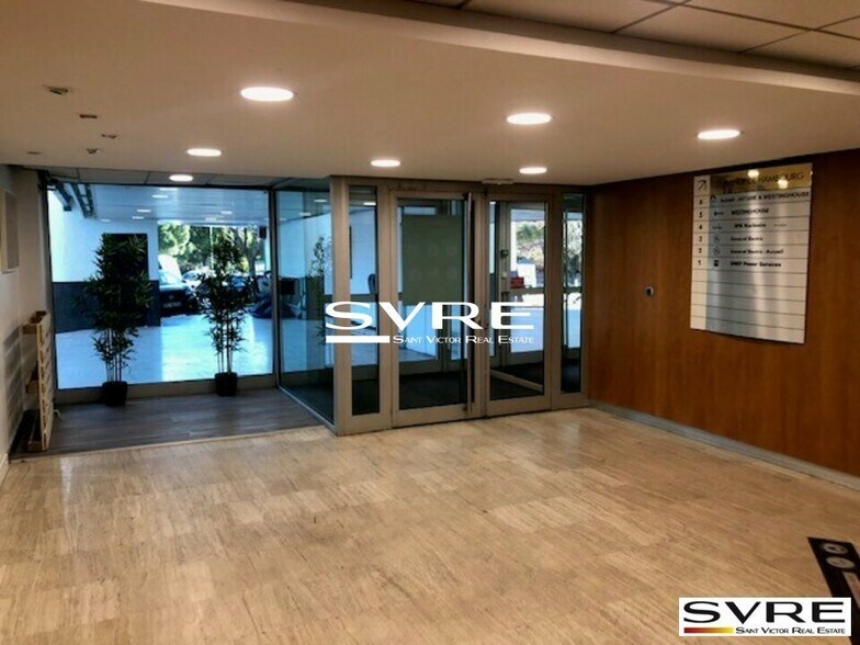 Office in Marseille for lease - Lobby - Image 3 of 4