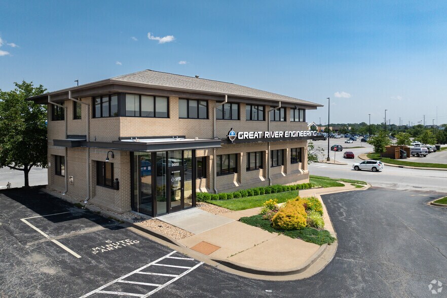 2000 S Hanley Rd, Saint Louis, MO à vendre - Photo principale - Image 2 de 12