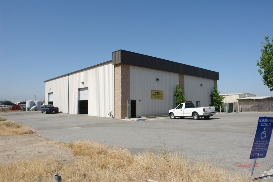 6657 Meany Ave, Bakersfield, CA à vendre - Photo du bâtiment - Image 2 de 7