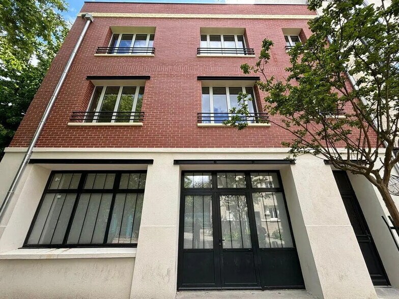 Office in Paris for sale - Building Photo - Image 1 of 14