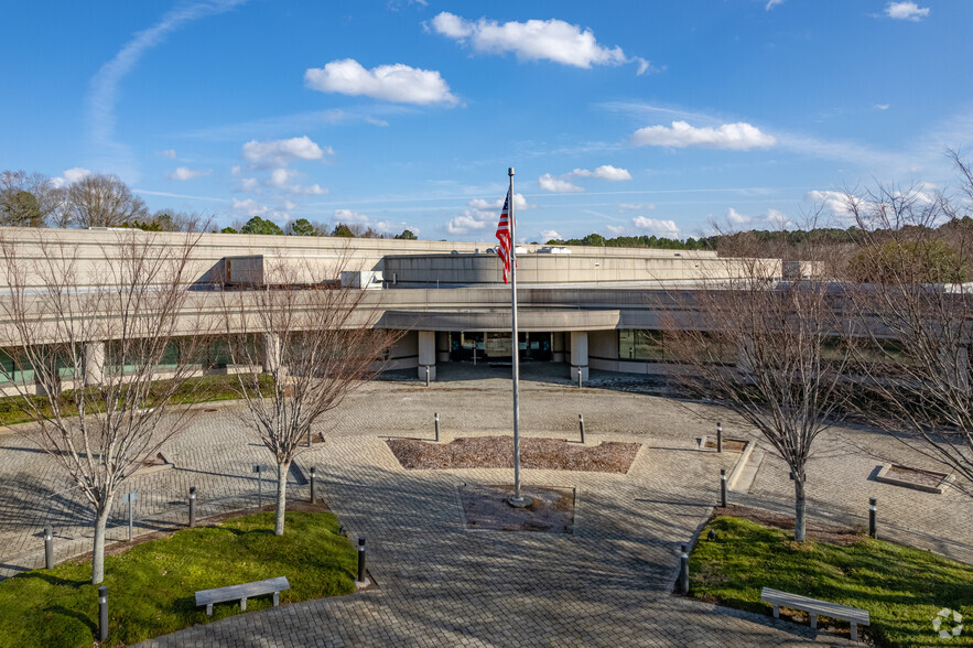 1000 Gutenberg Dr NW, Kennesaw, GA for lease - Building Photo - Image 1 of 7