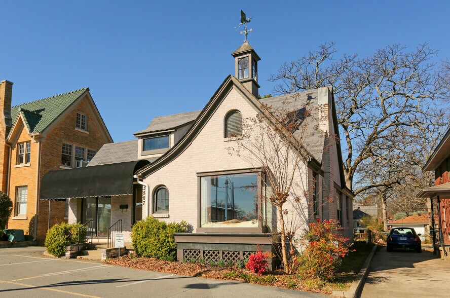 3507 John F Kennedy Blvd, North Little Rock, AR à louer - Photo du bâtiment - Image 2 de 2
