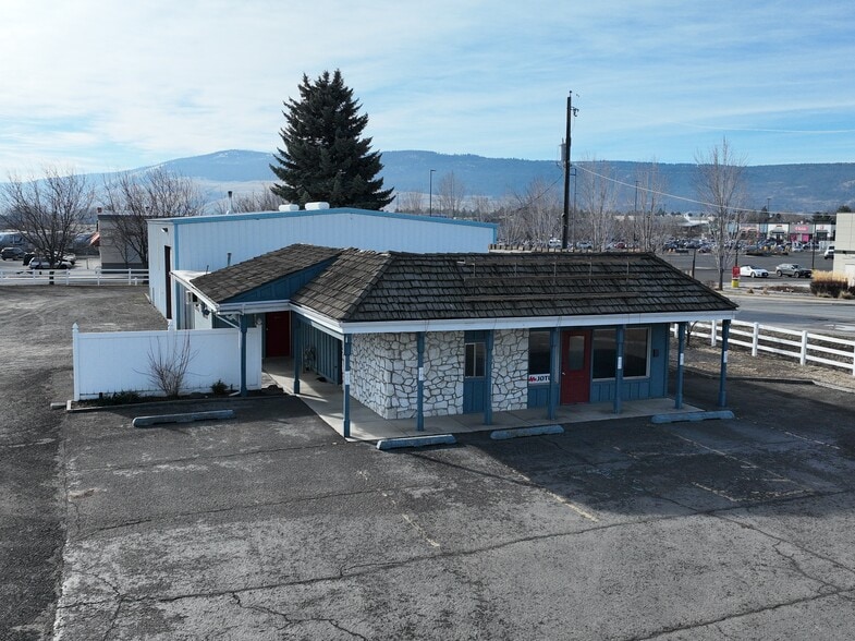 11401 Island Ave, Island City, OR for sale - Building Photo - Image 3 of 9