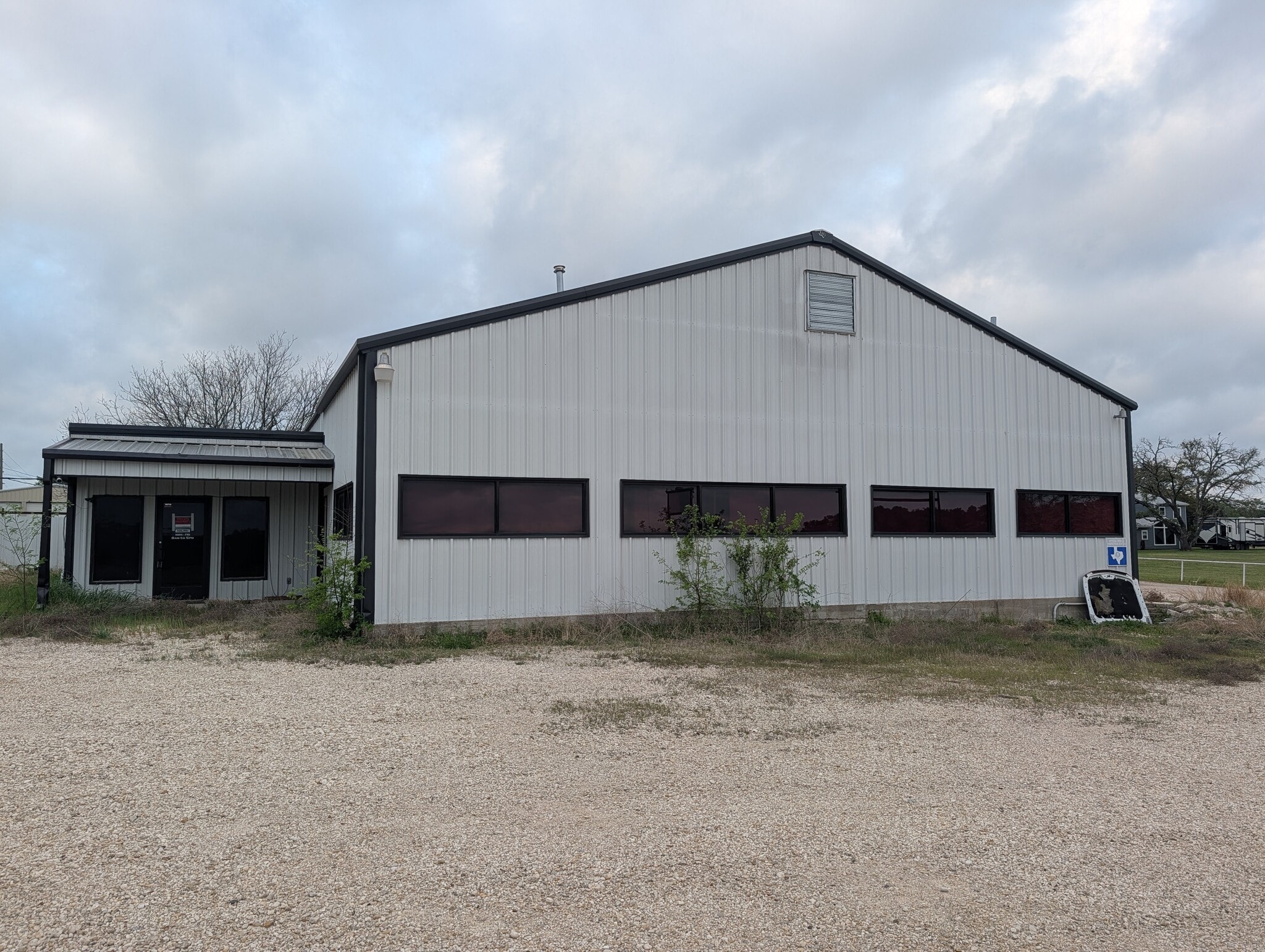 18243 N Highway 6, Valley Mills, TX for sale Primary Photo- Image 1 of 7