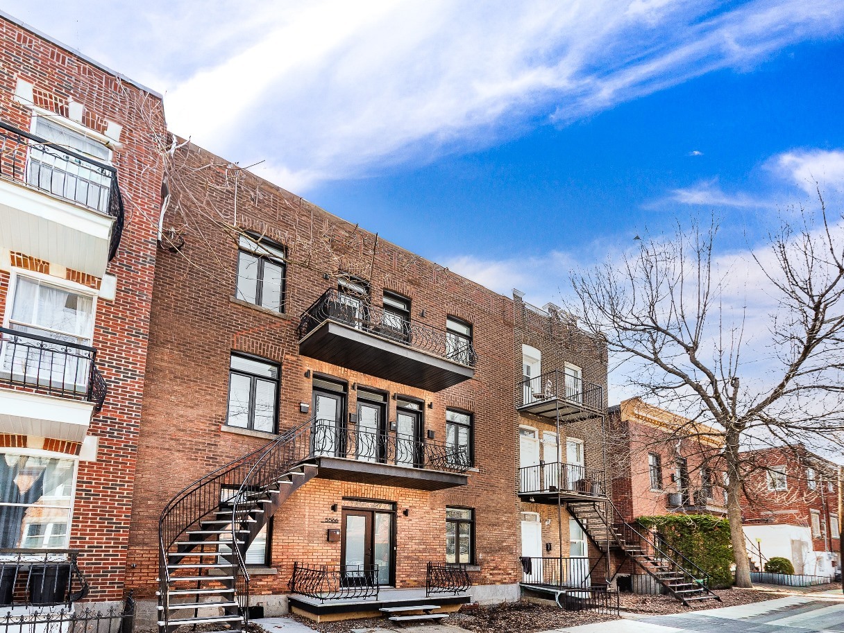 5558-5566 10e Av, Montréal, QC for sale Primary Photo- Image 1 of 19