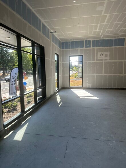 2555 Research Park Dr, Davis, CA à louer - Photo du bâtiment - Image 3 de 6