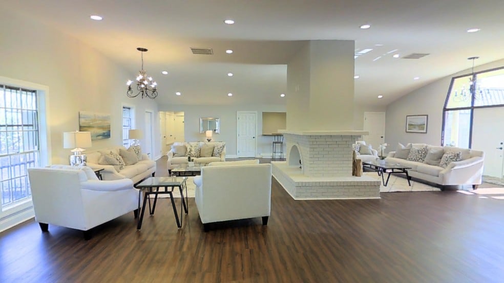 4930 Park Towne Way, Montgomery, AL à vendre - Numérisation 3D de Matterport - Image 2 de 36