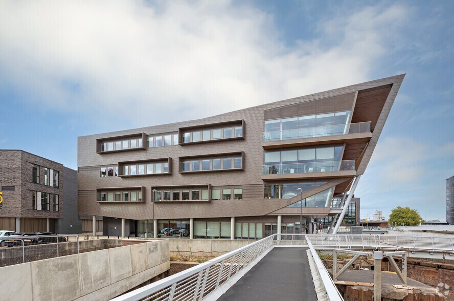 Fruit Mark, Hull à louer - Photo du bâtiment - Image 2 de 2