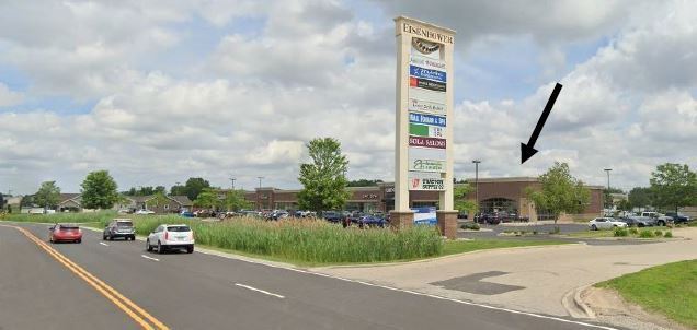 N162 Eisenhower Dr, Appleton, WI for lease - Building Photo - Image 2 of 5