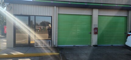 802 E Richey Rd, Houston, TX à louer Photo intérieure- Image 1 de 7