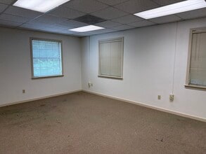 2851 Stage Village Cv, Bartlett, TN for lease Interior Photo- Image 1 of 4