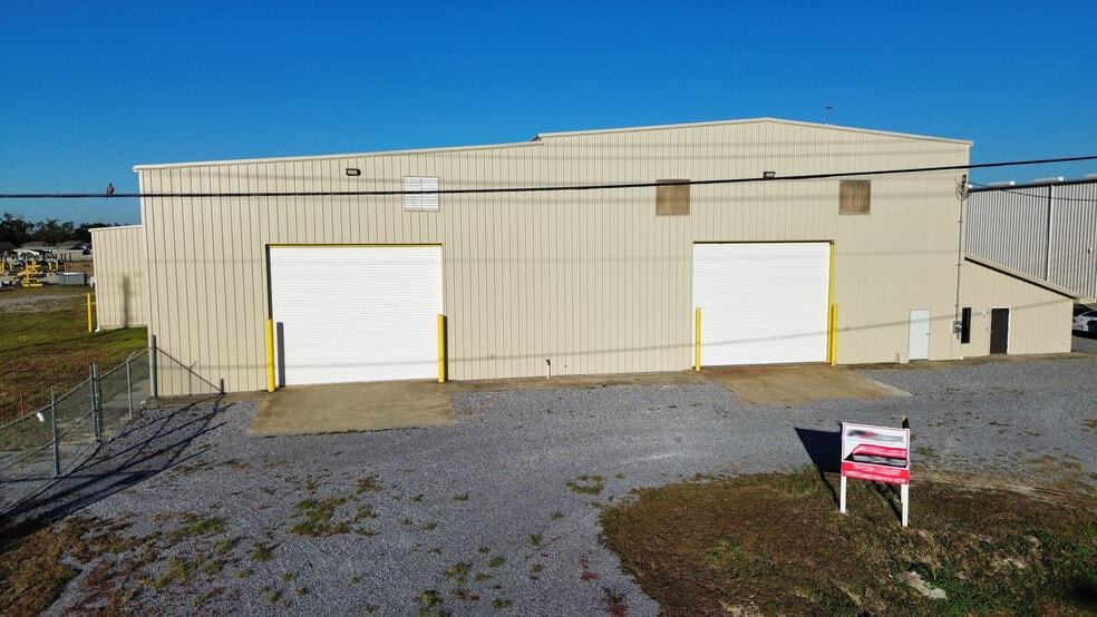 6513 Bay Line Dr, Panama City, FL for lease - Building Photo - Image 2 of 8