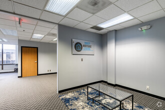 30400 Telegraph Rd, Bingham Farms, MI for lease Interior Photo- Image 1 of 6