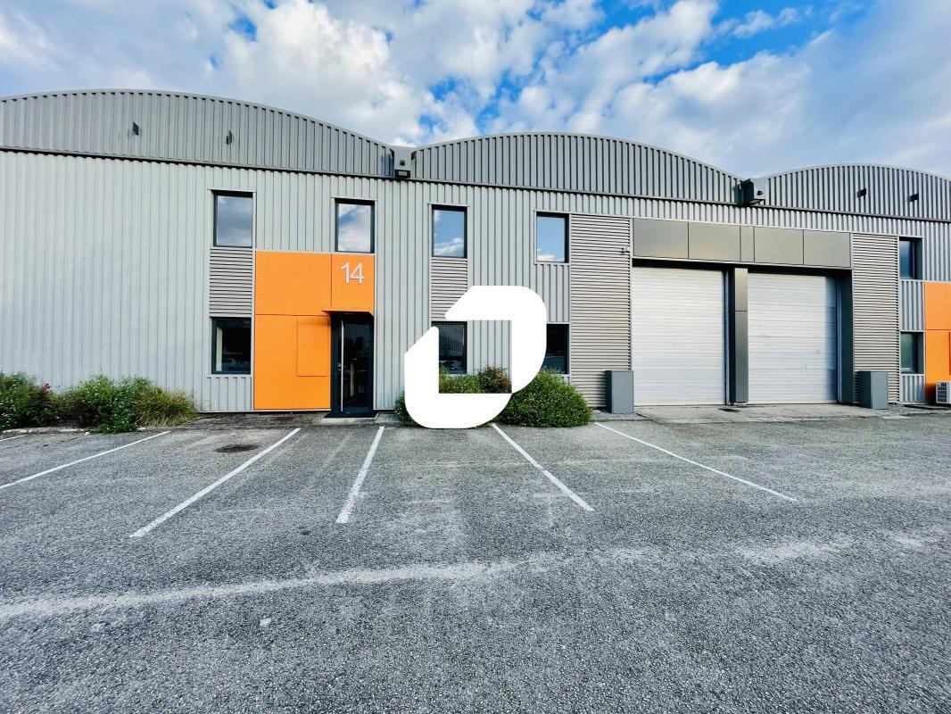 11-13 Chemin De L'Industrie, Dardilly for lease Building Photo- Image 1 of 17