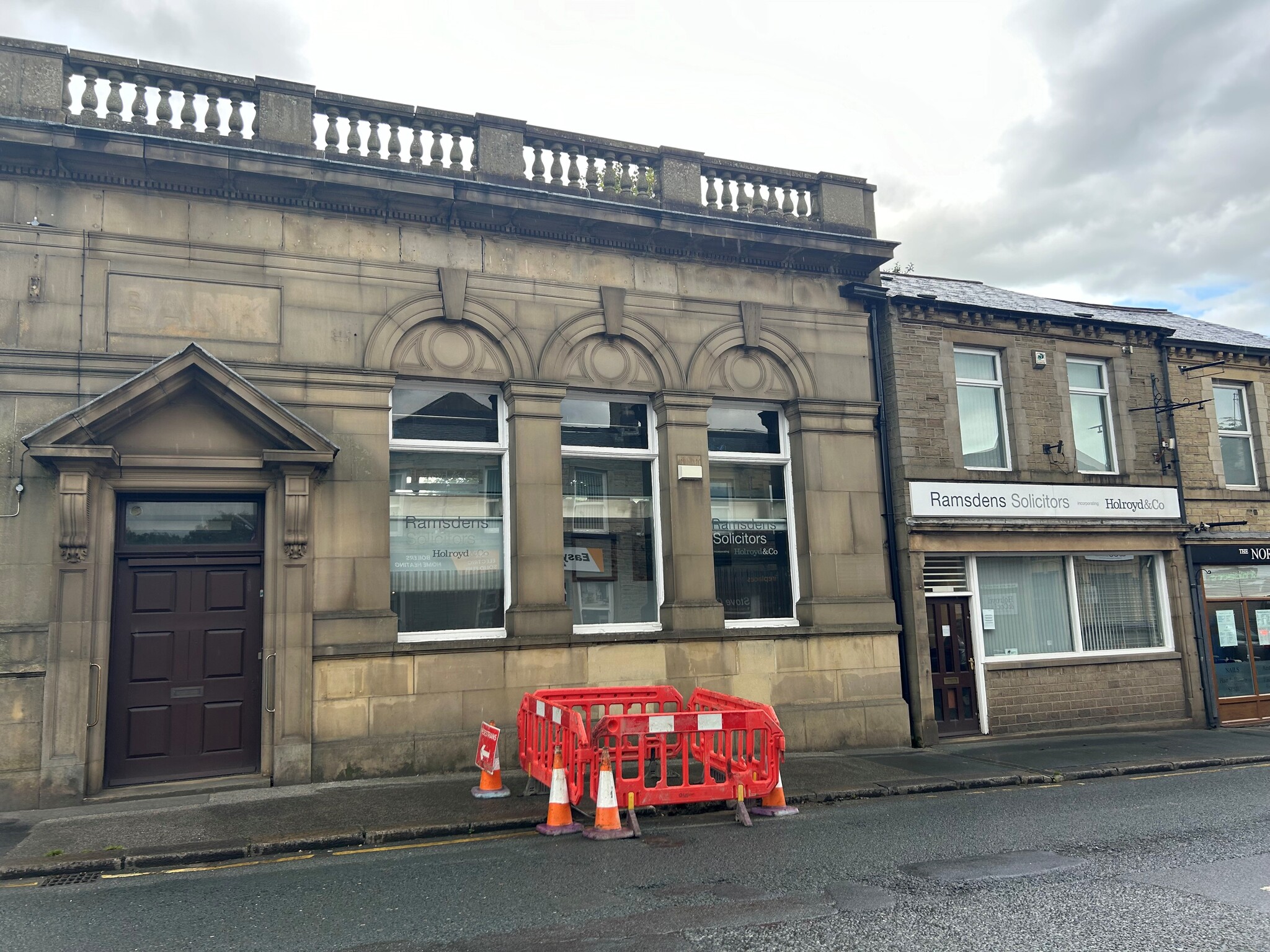 34-36 Market St, Huddersfield à louer Photo principale- Image 1 de 2